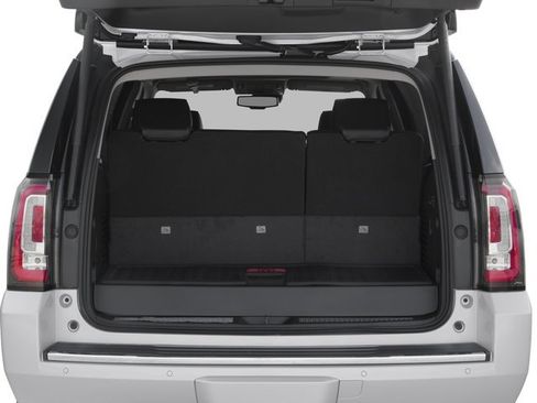 Used 2016 GMC Yukon Denali w/ Open Road Package AWD/4WD image 15