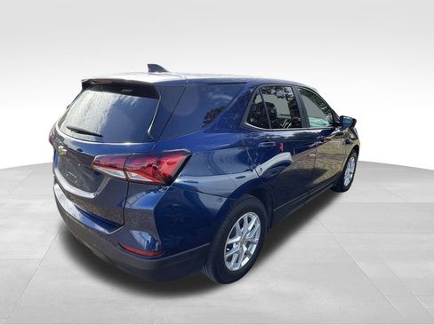 Certified 2022 Chevrolet Equinox LS w/ LS Convenience Package image 2