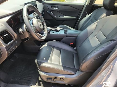 Used 2024 Nissan Rogue SL w/ SL Premium Package FWD image 20
