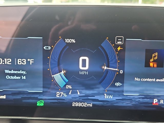 Used 2024 Chevrolet Equinox EV RS w/ LPO, Trailering Package FWD image 16