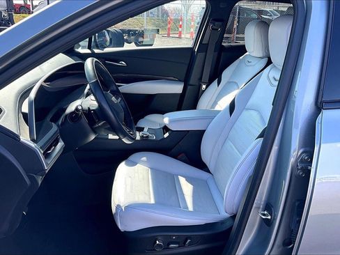 Certified 2024 Cadillac XT4 Sport image 23