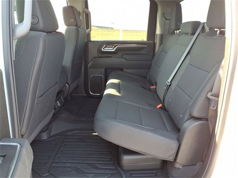 New 2026 GMC Sierra 2500 SLE w/ SLE Value Package; image 24