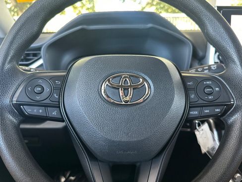 Certified 2023 Toyota RAV4 LE AWD/4WD image 26