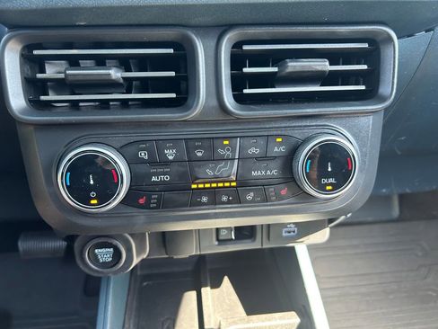 Used 2023 Ford Maverick Lariat w/ Lariat Luxury Package FWD image 16