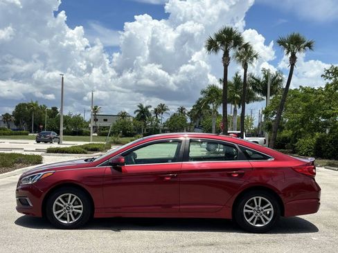 Used 2016 Hyundai Sonata SE FWD image 9