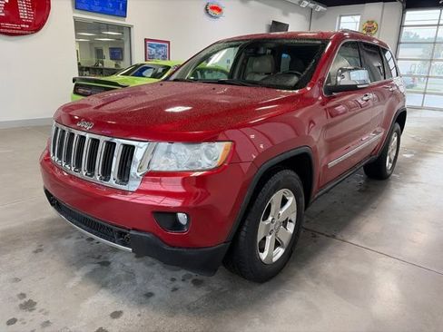 Used 2011 Jeep Grand Cherokee Limited w/ Trailer Tow Group IV AWD/4WD image 1