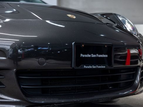 Used 2015 Porsche Panamera image 18