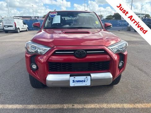 Used 2024 Toyota 4Runner TRD Off-Road Premium w/ Moonroof Package AWD/4WD image 5