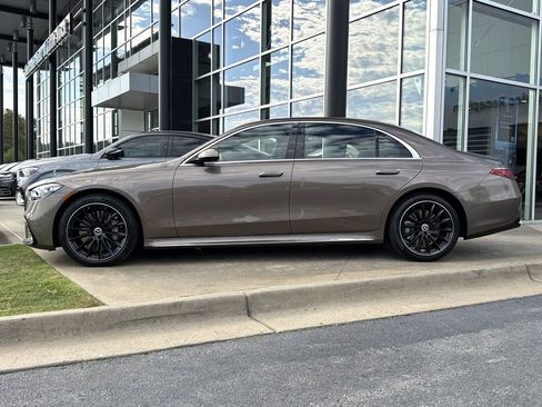 New 2026 Mercedes-Benz S 580 4MATIC Sedan image 5