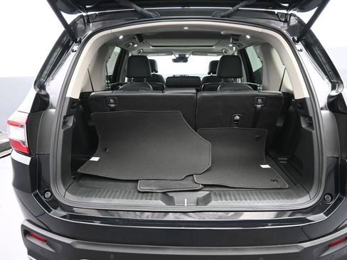 Certified 2024 Honda Pilot Touring image 23