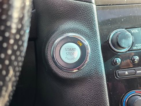 Used 2011 INFINITI FX35 2WD w/ Premium Pkg image 36