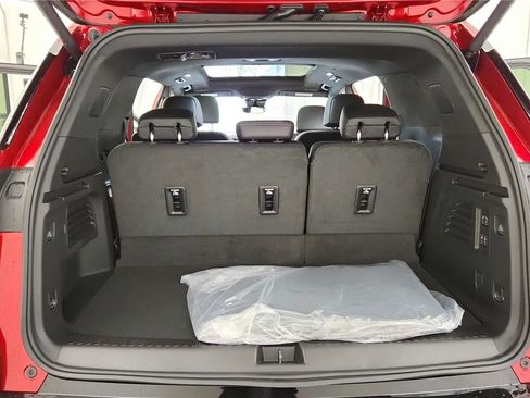 New 2026 Chevrolet Traverse High Country FWD image 19