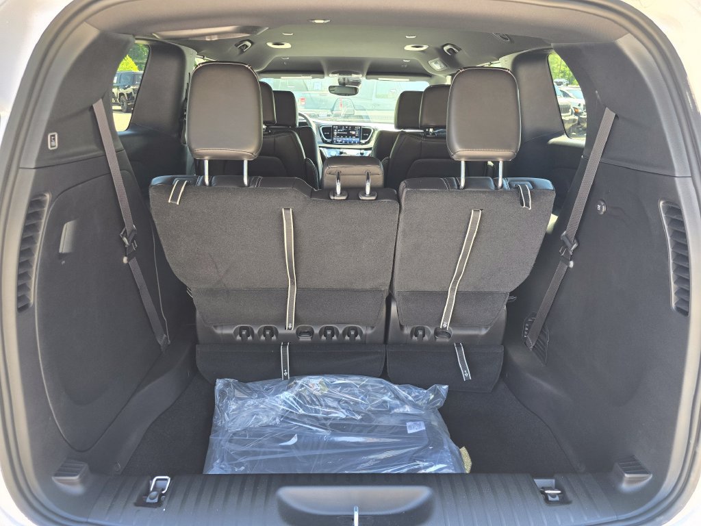 New 2027 Chrysler Pacifica Select FWD image 13