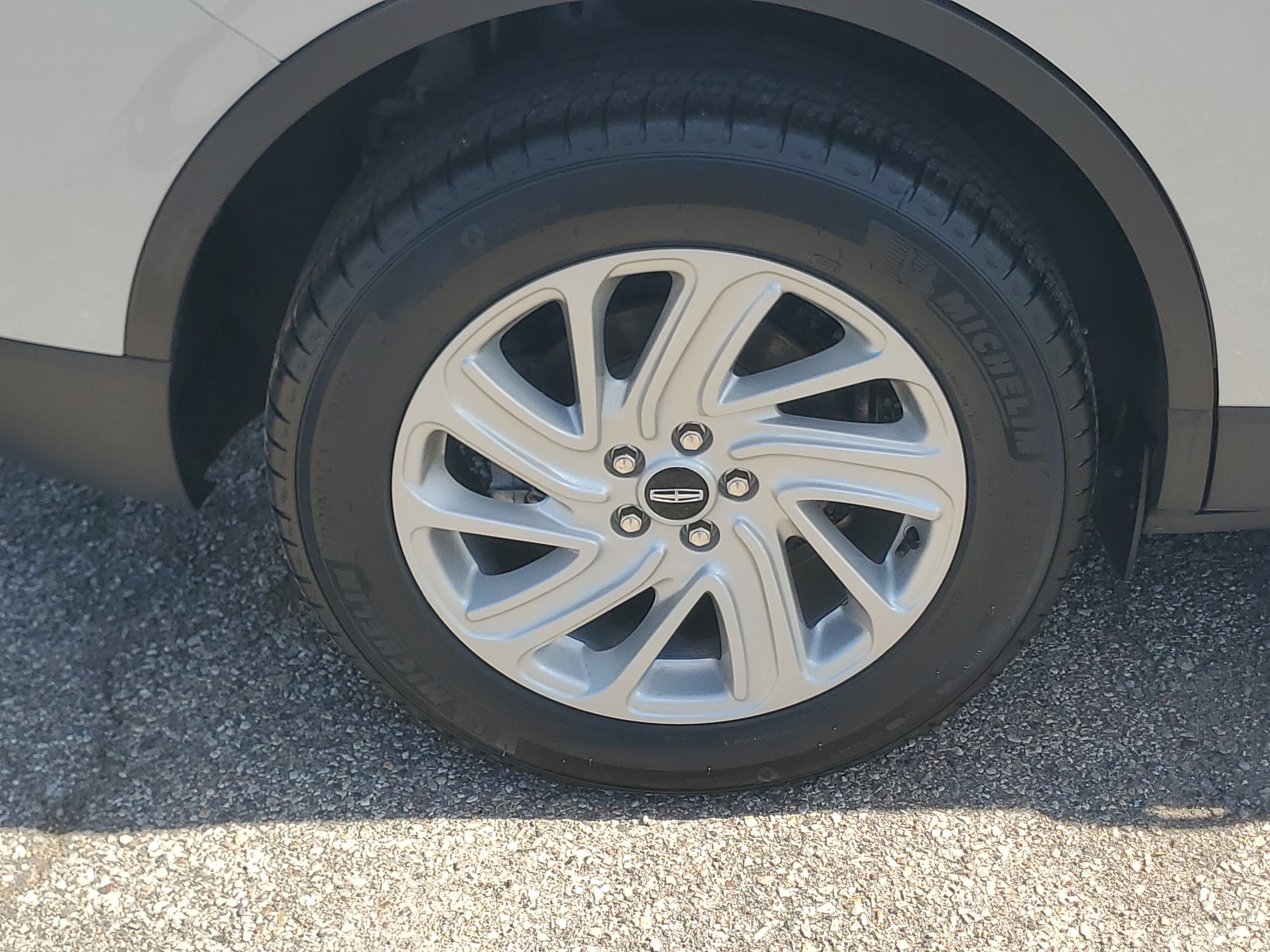Certified 2023 Lincoln Corsair AWD image 7