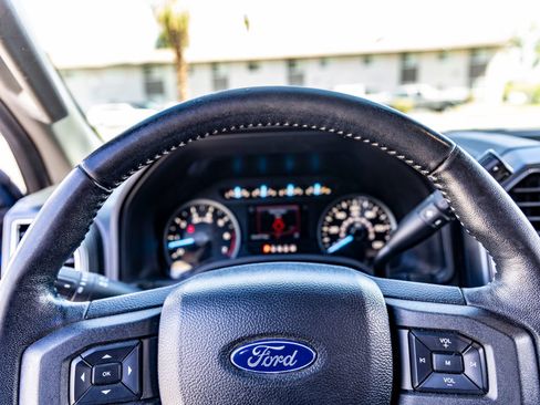 Used 2019 Ford F150 XLT w/ Equipment Group 302A Luxury AWD/4WD image 14