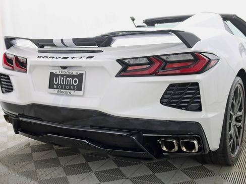 Used 2023 Chevrolet Corvette Stingray Premium Conv w/ Z51 Performance Package RWD image 14