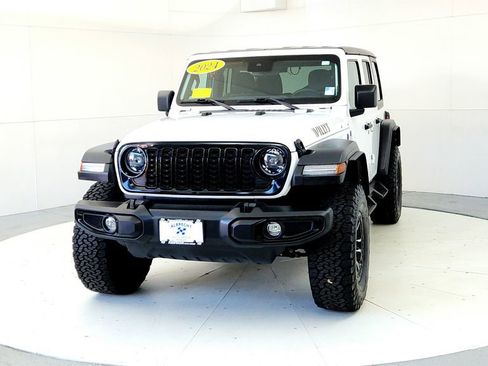 Used 2024 Jeep Wrangler Unlimited Sport AWD/4WD image 2