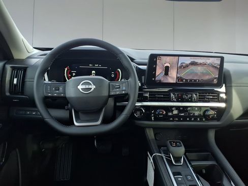 New 2026 Nissan Pathfinder Platinum w/ Cargo Package FWD image 29