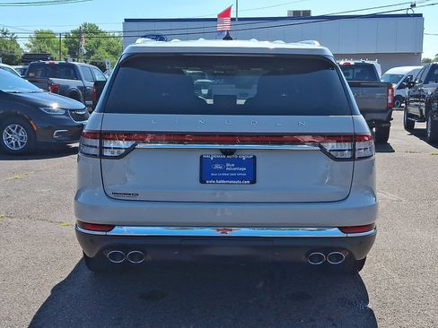 Used 2023 Lincoln Aviator Reserve w/ Equipment Group 201A AWD/4WD image 6