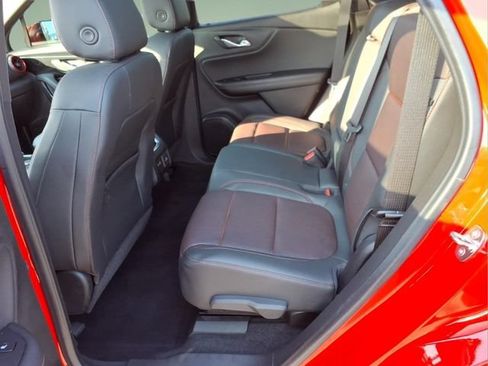 Used 2021 Chevrolet Blazer RS w/ Enhanced Convenience Package FWD image 13