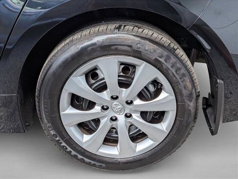 Used 2026 Toyota Corolla LE FWD image 23