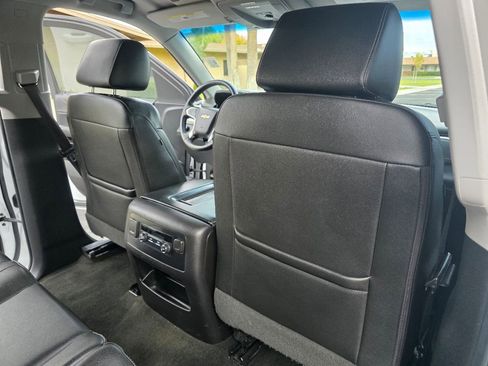 Used 2018 Chevrolet Tahoe LT image 28