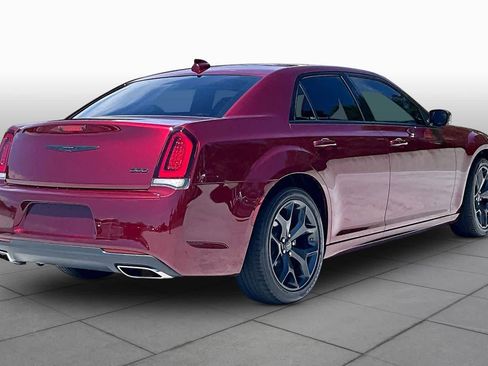 Used 2023 Chrysler 300 Touring L RWD image 12