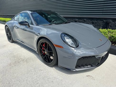 Certified 2025 Porsche 911 Carrera GTS RWD image 12