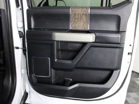 Used 2017 Ford F350 Lariat w/ Lariat Value Package image 34