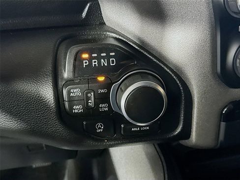 Used 2023 RAM 1500 Big Horn AWD/4WD image 18