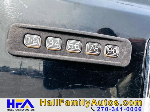 Used 2006 Ford F350 Lariat image 11