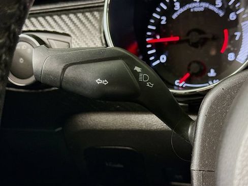 Used 2017 Ford Mustang Coupe RWD image 12