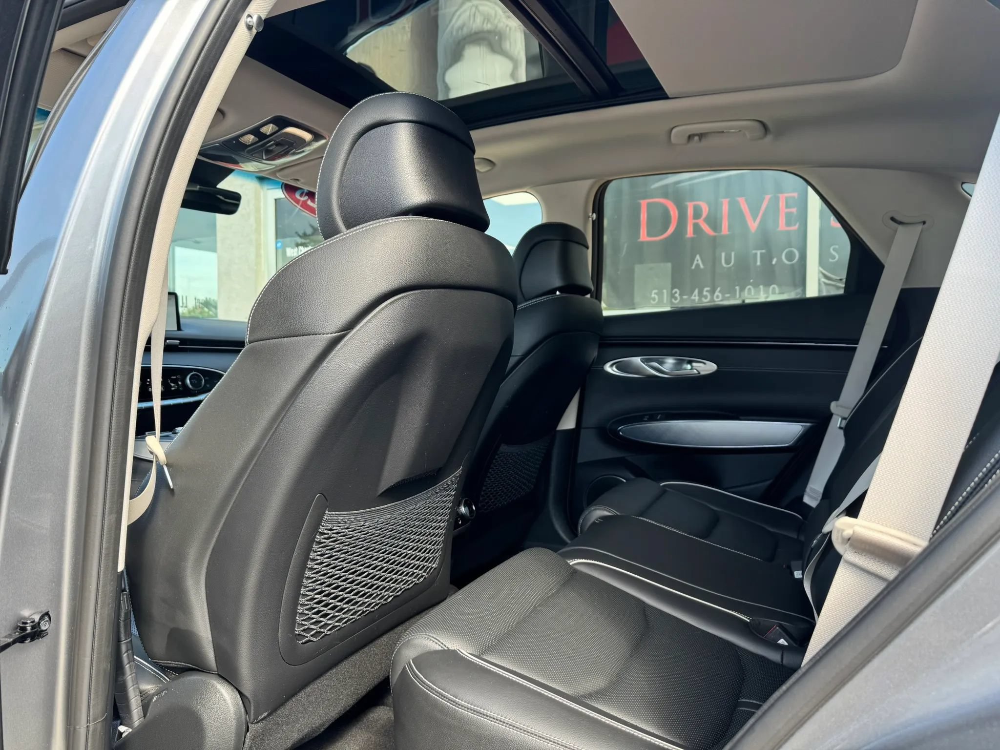 Used 2023 Genesis Electrified GV70 AWD/4WD image 14