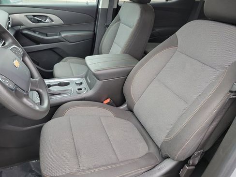 Used 2020 Chevrolet Traverse LS image 12