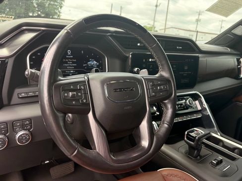 Used 2024 GMC Sierra 1500 Denali Ultimate AWD/4WD image 10