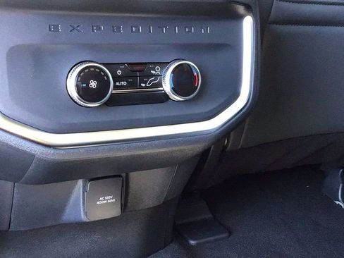 New 2026 Ford Expedition Max Active image 18