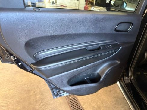 Used 2024 Dodge Durango AWD w/ Technology Group image 33
