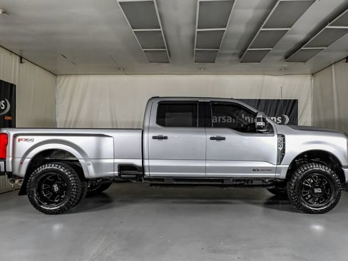 Used 2024 Ford F350 XLT AWD/4WD image 6