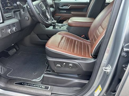 Used 2025 GMC Sierra 1500 Denali Ultimate AWD/4WD image 10