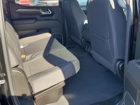 Used 2025 Chevrolet Silverado 1500 LT image 20