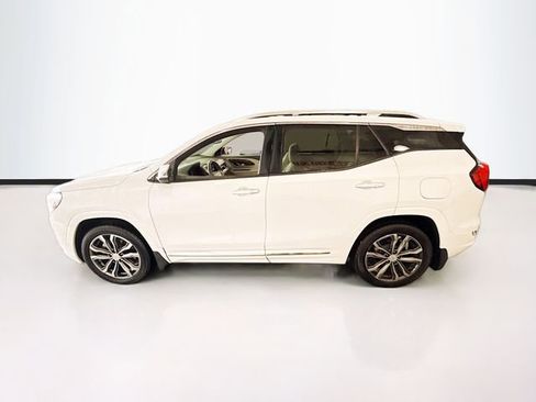 Used 2020 GMC Terrain Denali w/ Denali Premium Package image 9