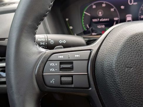 Used 2025 Honda Accord EX-L image 19