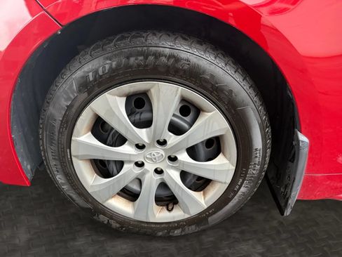 Used 2020 Toyota Corolla LE FWD image 32