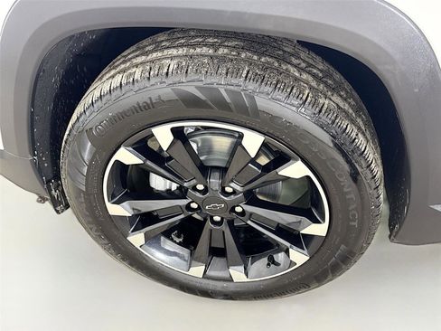 Used 2025 Chevrolet Equinox RS w/ Safety and Technology Package image 32