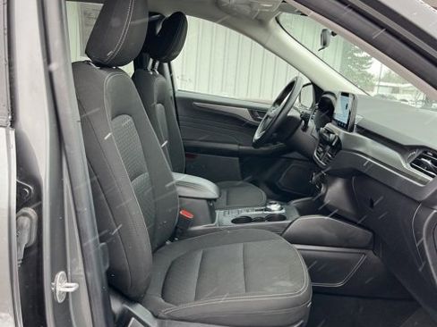 Used 2025 Ford Escape Active image 28