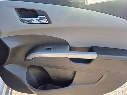 Used 2020 Chevrolet Sonic Premier image 14