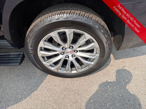Used 2022 GMC Yukon Denali AWD/4WD image 30