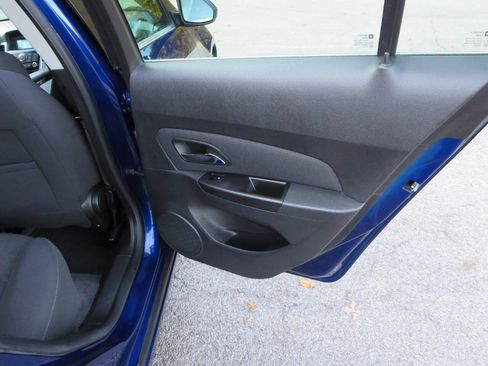 Used 2012 Chevrolet Cruze LT FWD image 27