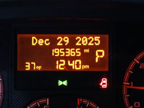 Used 2018 RAM ProMaster 3500 w/ Premium Appearance Group image 2