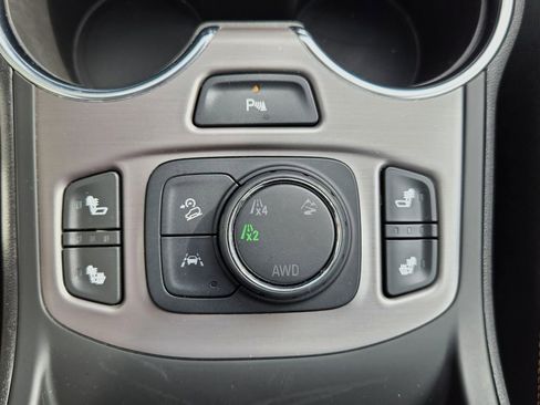 Used 2023 GMC Terrain AT4 w/ Tech Package image 19